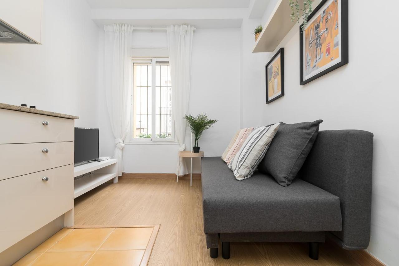 Precioso Apartamento Con Habitacion Separada En Centro Historico De Malaga Exterior photo