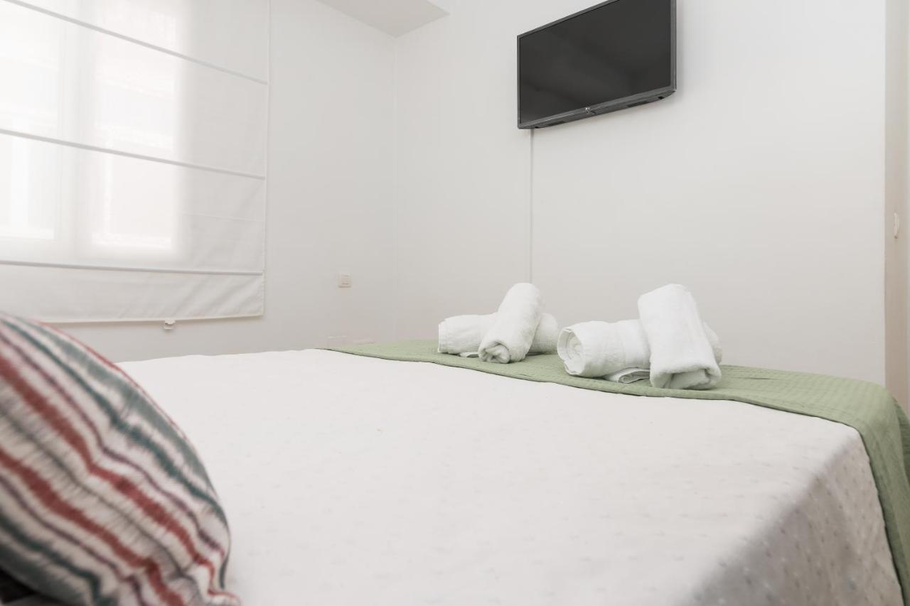 Precioso Apartamento Con Habitacion Separada En Centro Historico De Malaga Exterior photo